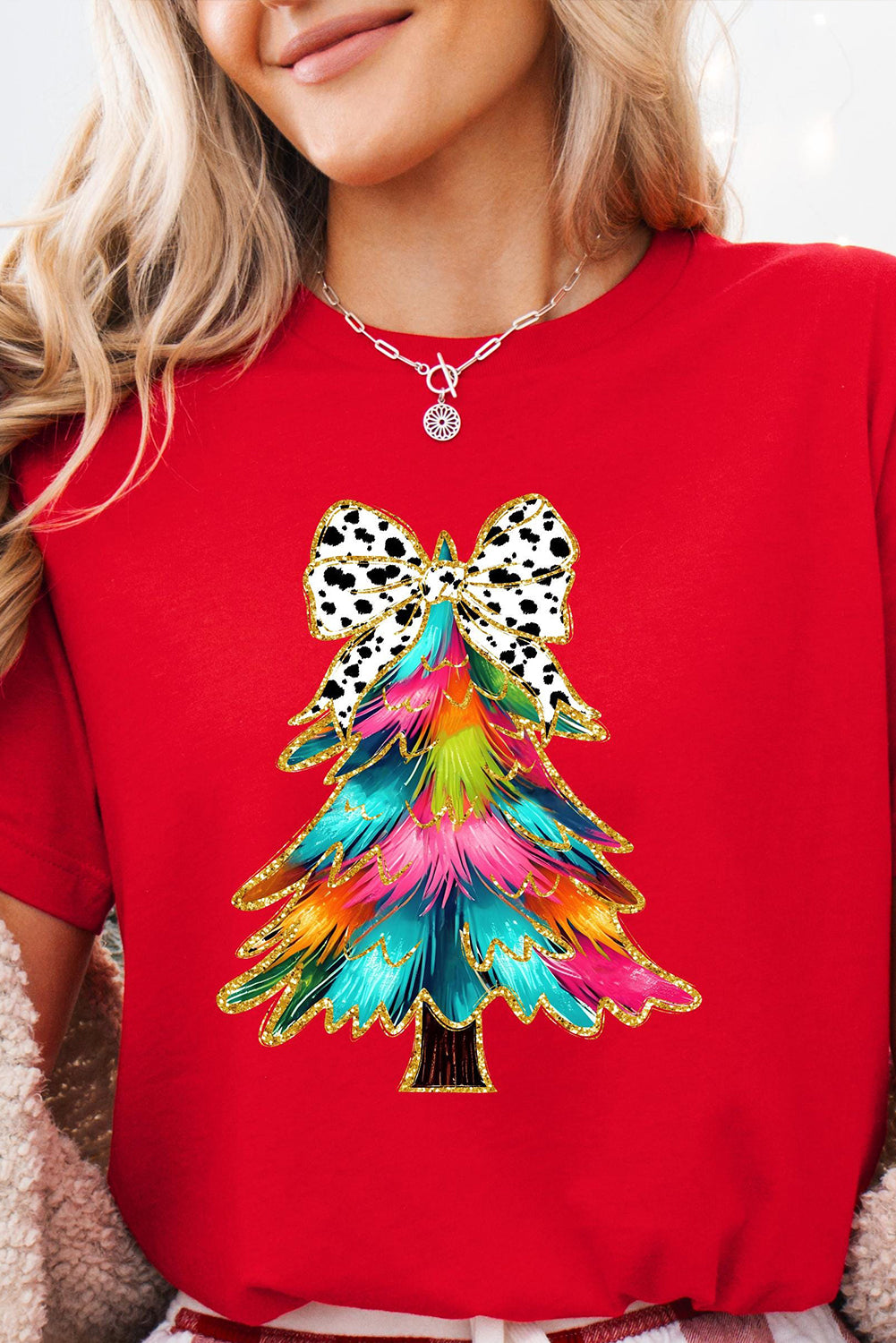 Red Bow Decor Christmas Tree Graphic Holiday T Shirt