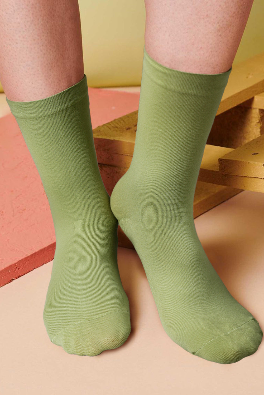 Grass Green Solid Soft Crew Socks