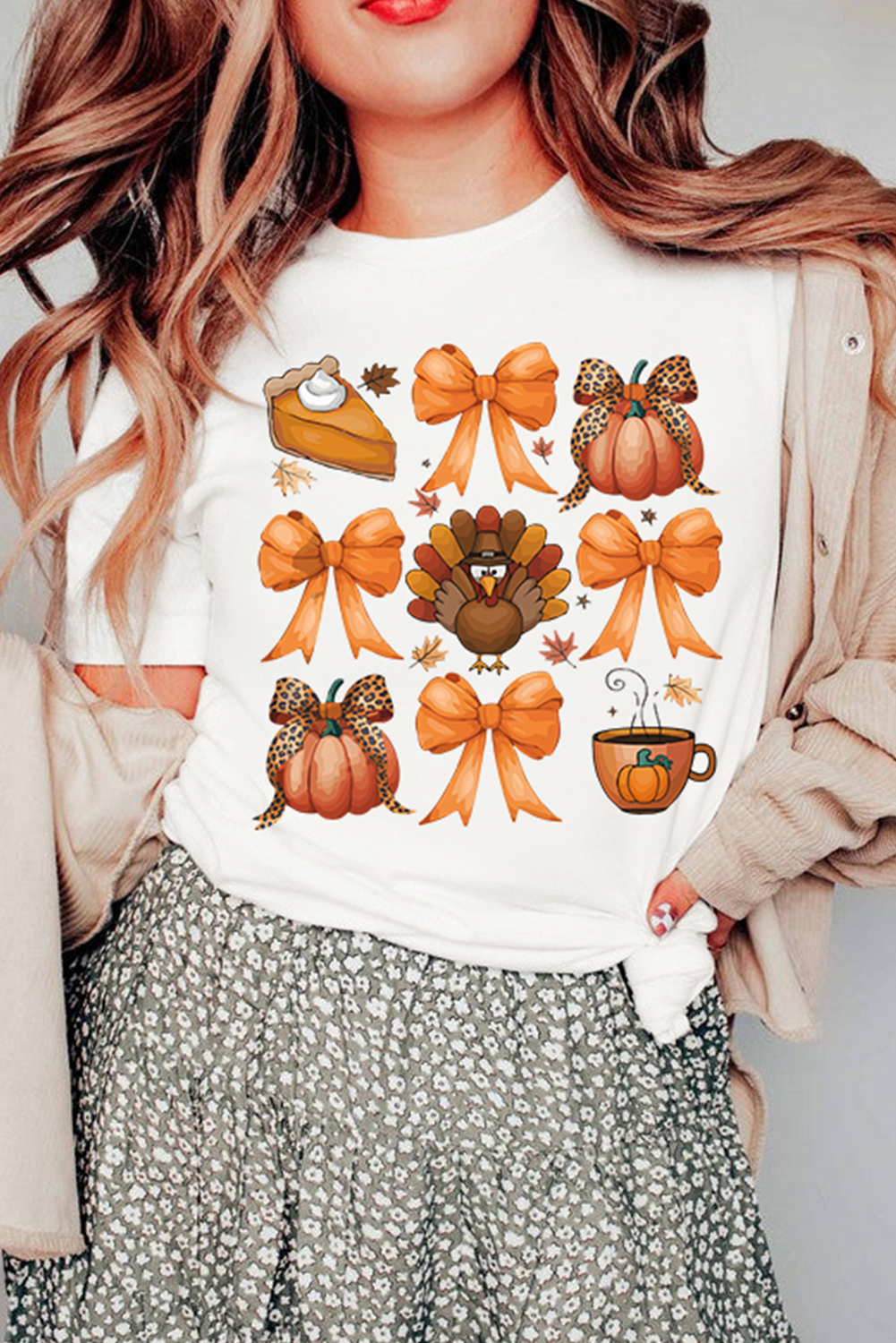 White Turkey Coquette Bow Pumpkin Thanksgiving T-Shirt