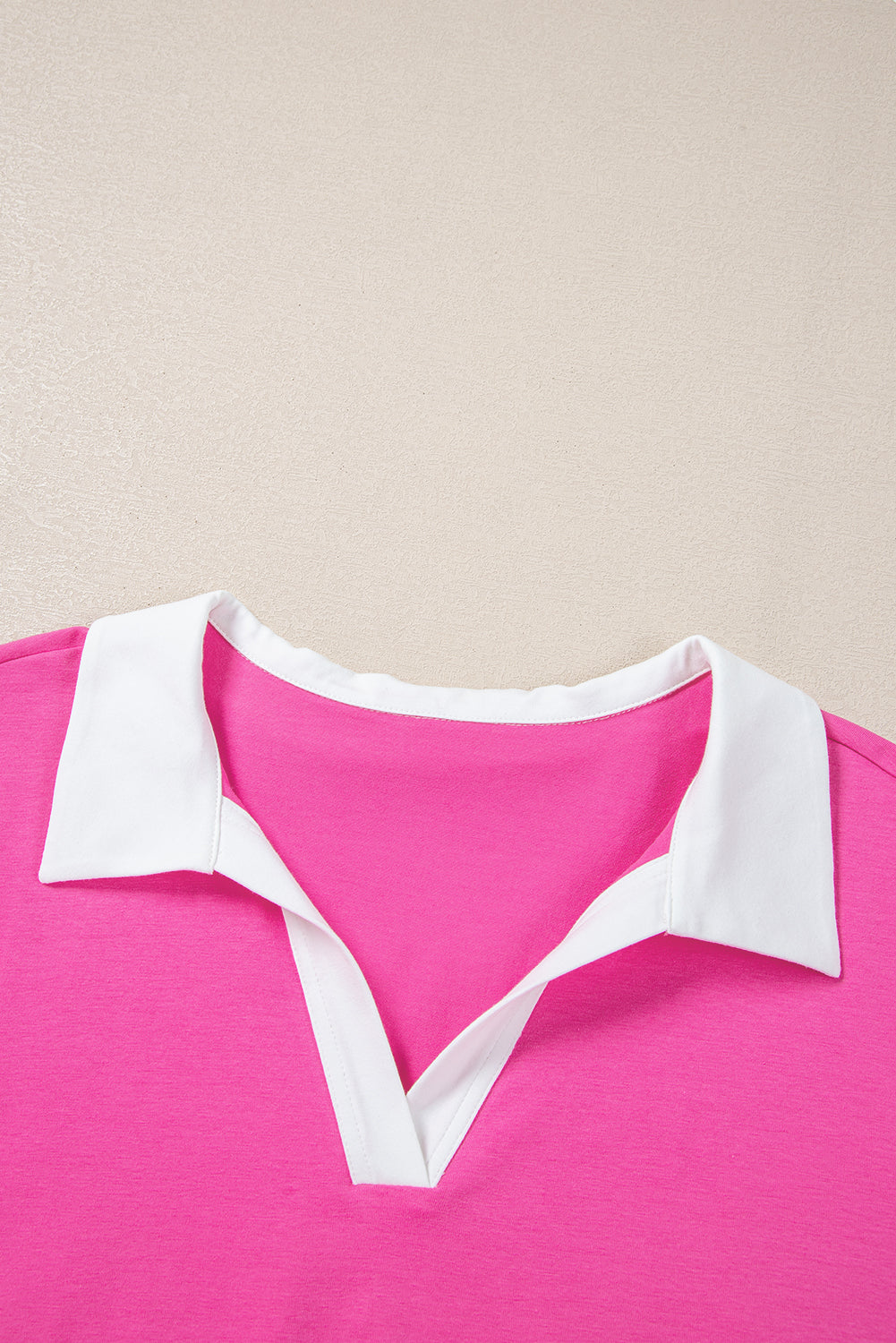 Pink Contrast Trim Collared Split Neck Short Sleeve Plus Size Top