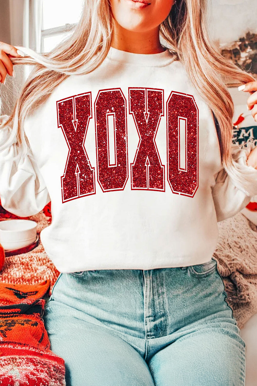 White Glitter XOXO Graphic Crewneck Valentines Pullover Sweatshirt