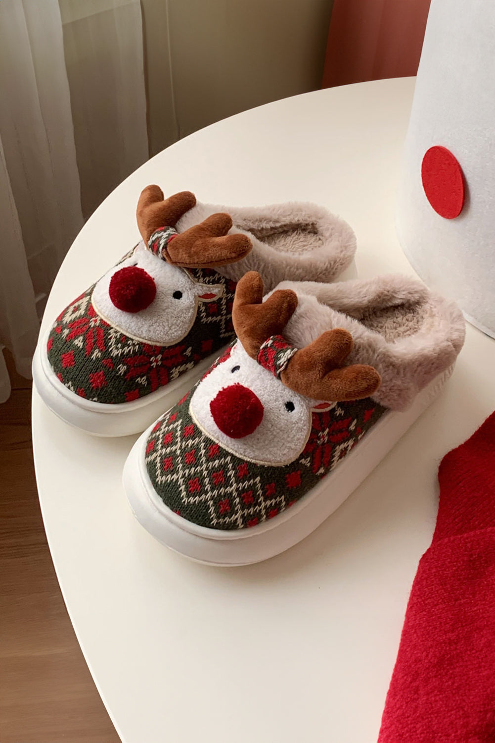 Dark Green Christmas Cartoon Reindeer Plush Home Slippers