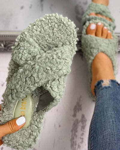 Solid Fluffy Crisscross Design Flat Sandals