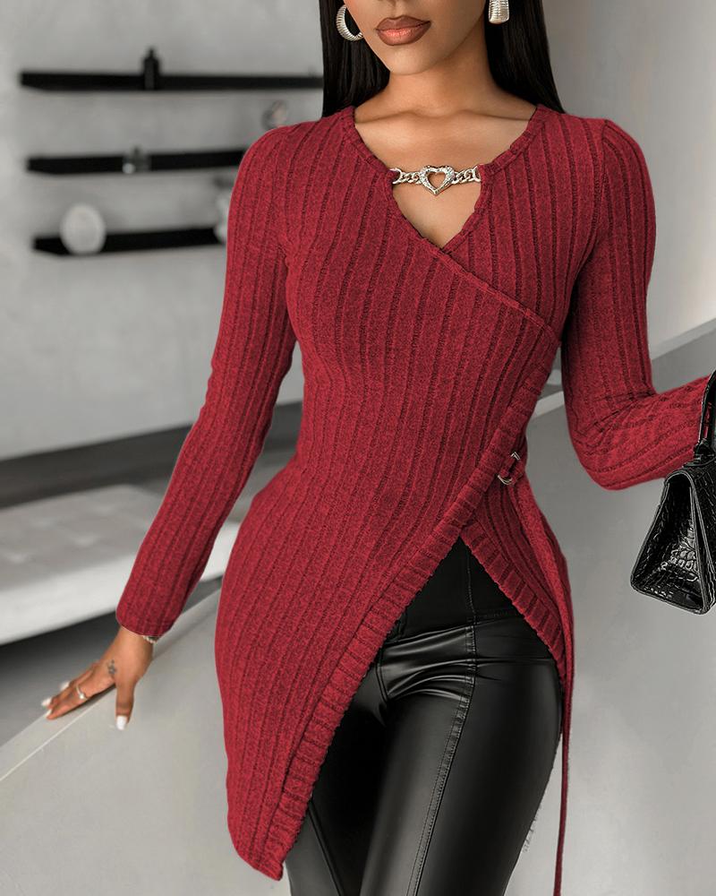 Chain Decor Slit Keyhole Neck Top