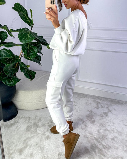 Round Neck Pocket Design Sweatshirt & Cuffed Sweatpants Set