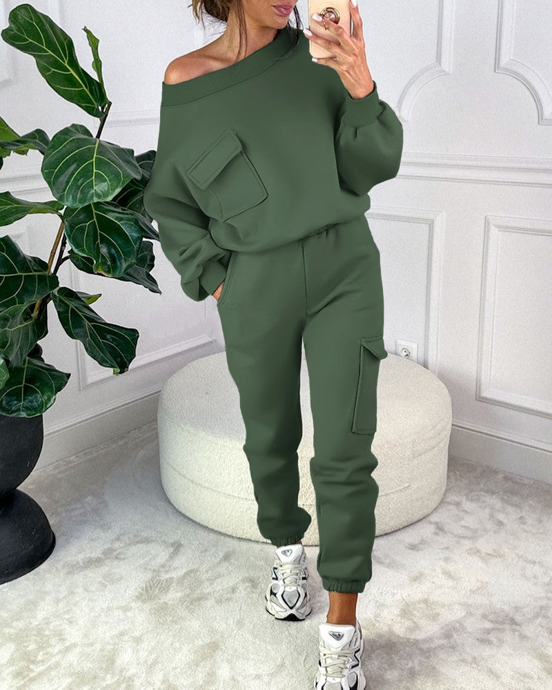 Round Neck Pocket Design Sweatshirt & Cuffed Sweatpants Set