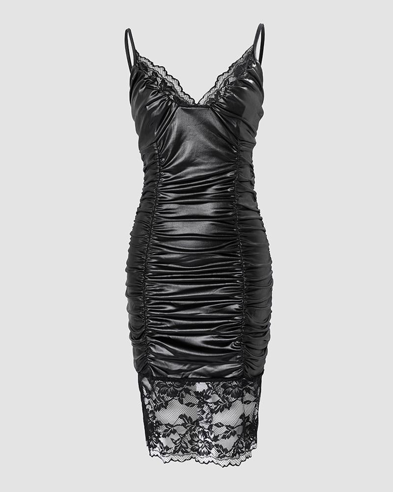 Contrast Lace Ruched Bodycon Dress