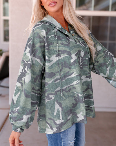 Camouflage Print Cargo Hooded Sweatshirt