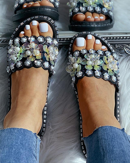 Beaded Flower Pattern Flat Sandals