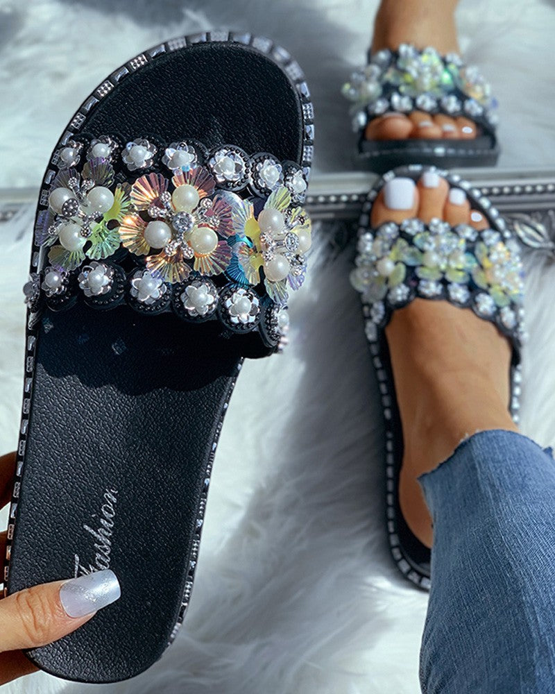 Beaded Flower Pattern Flat Sandals