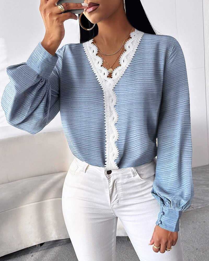 V Neck Contrast Lace Buttoned Top